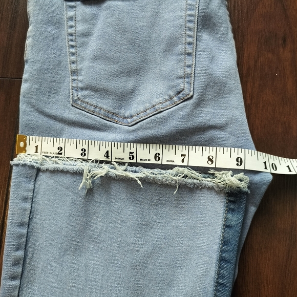 Forever 21 Flare Jeans with raw hem, Women Size 25 - Picture 13 of 16